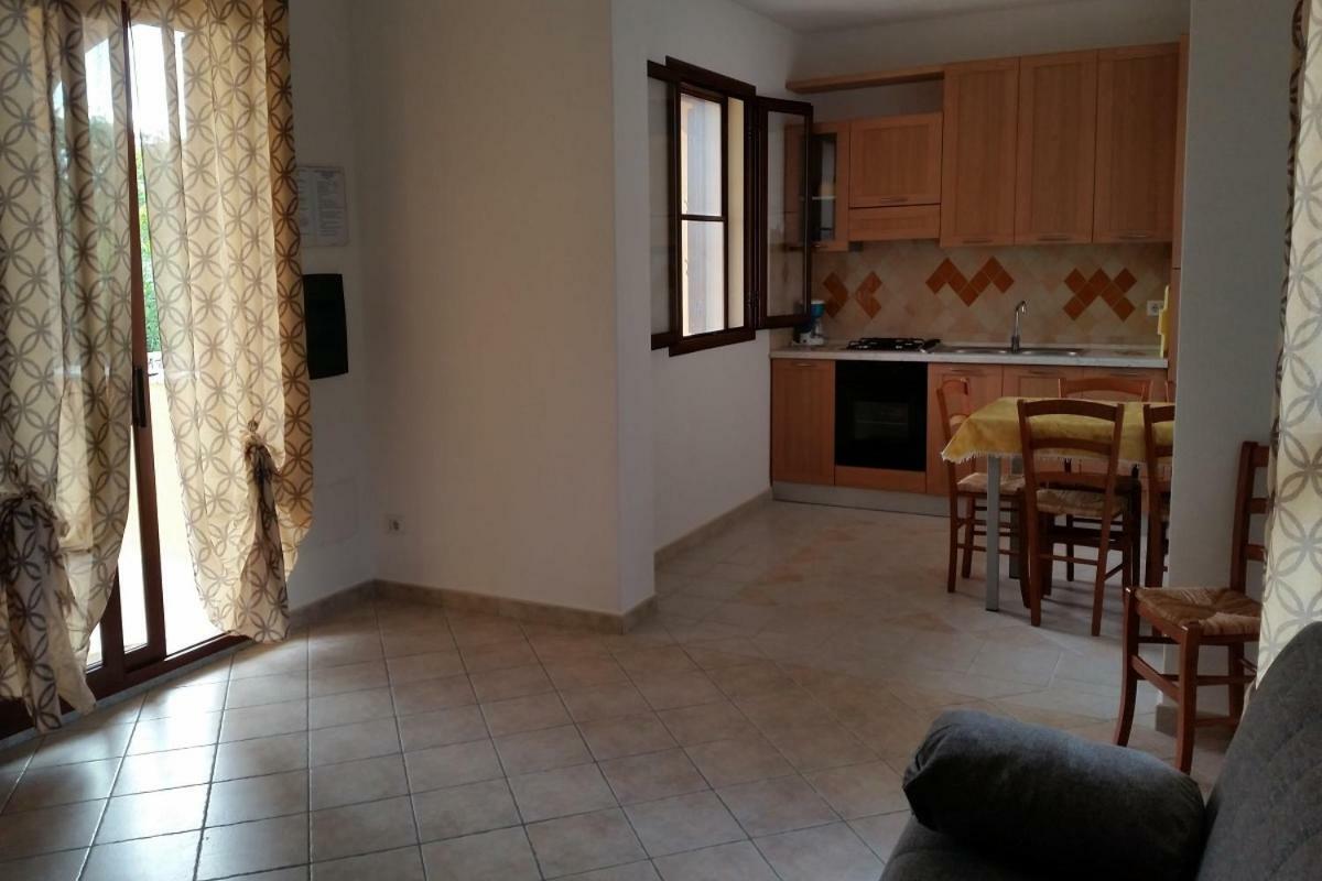 Casa Alice Lägenhet Budoni Exteriör bild