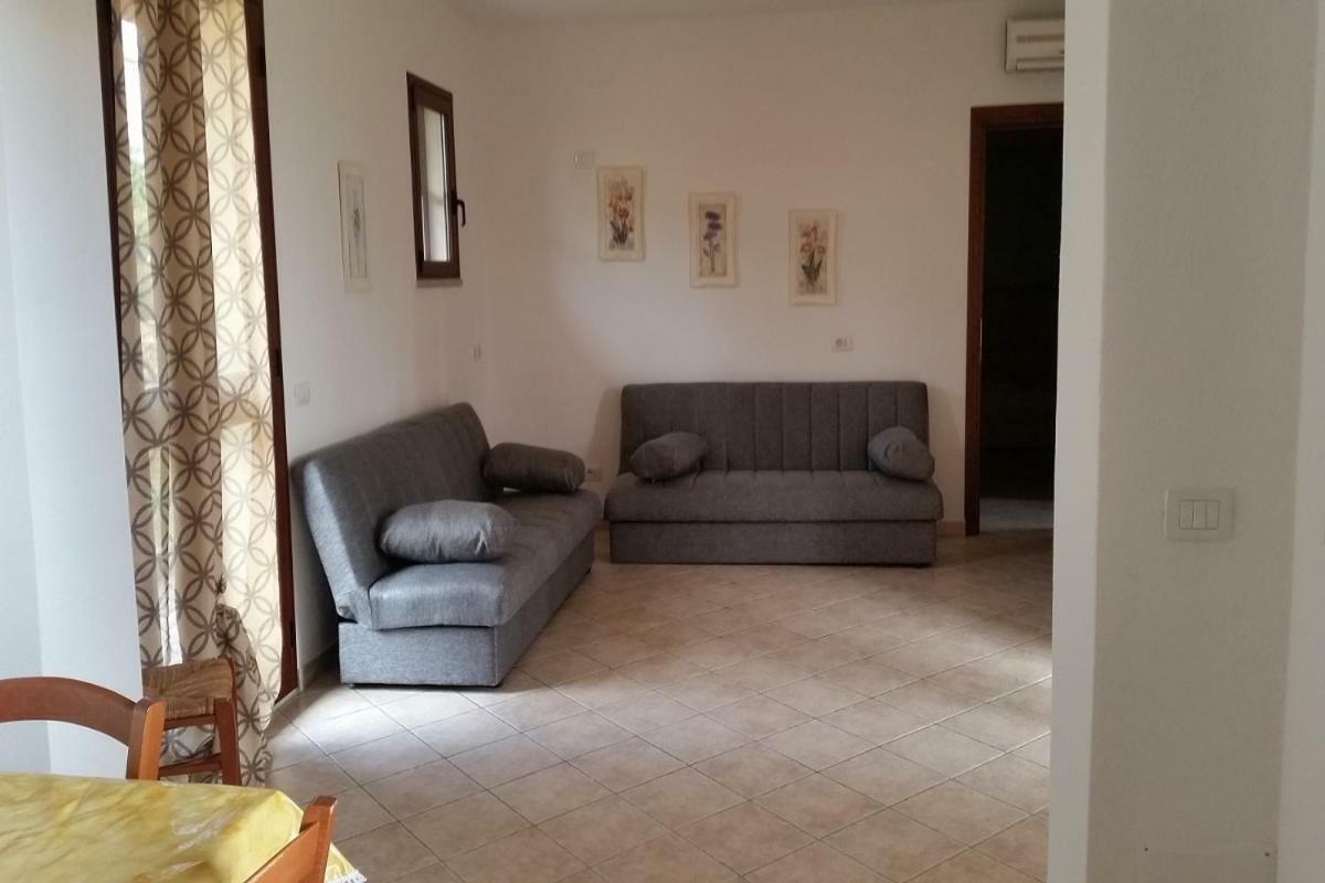Casa Alice Lägenhet Budoni Exteriör bild